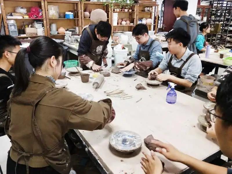 任重传统文化工作坊第一期|"泥沙入手经抟埴"陶艺体验